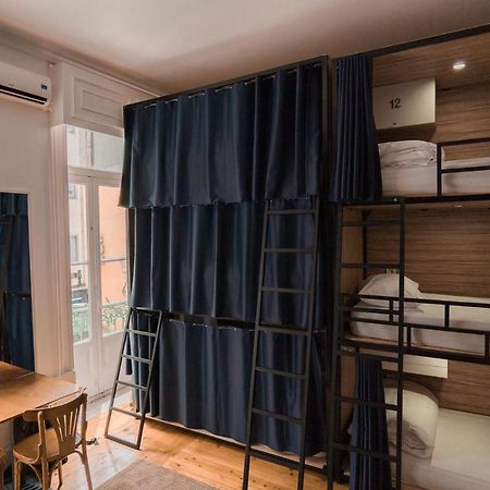 Rosalma Hostel ポルト エクステリア 写真