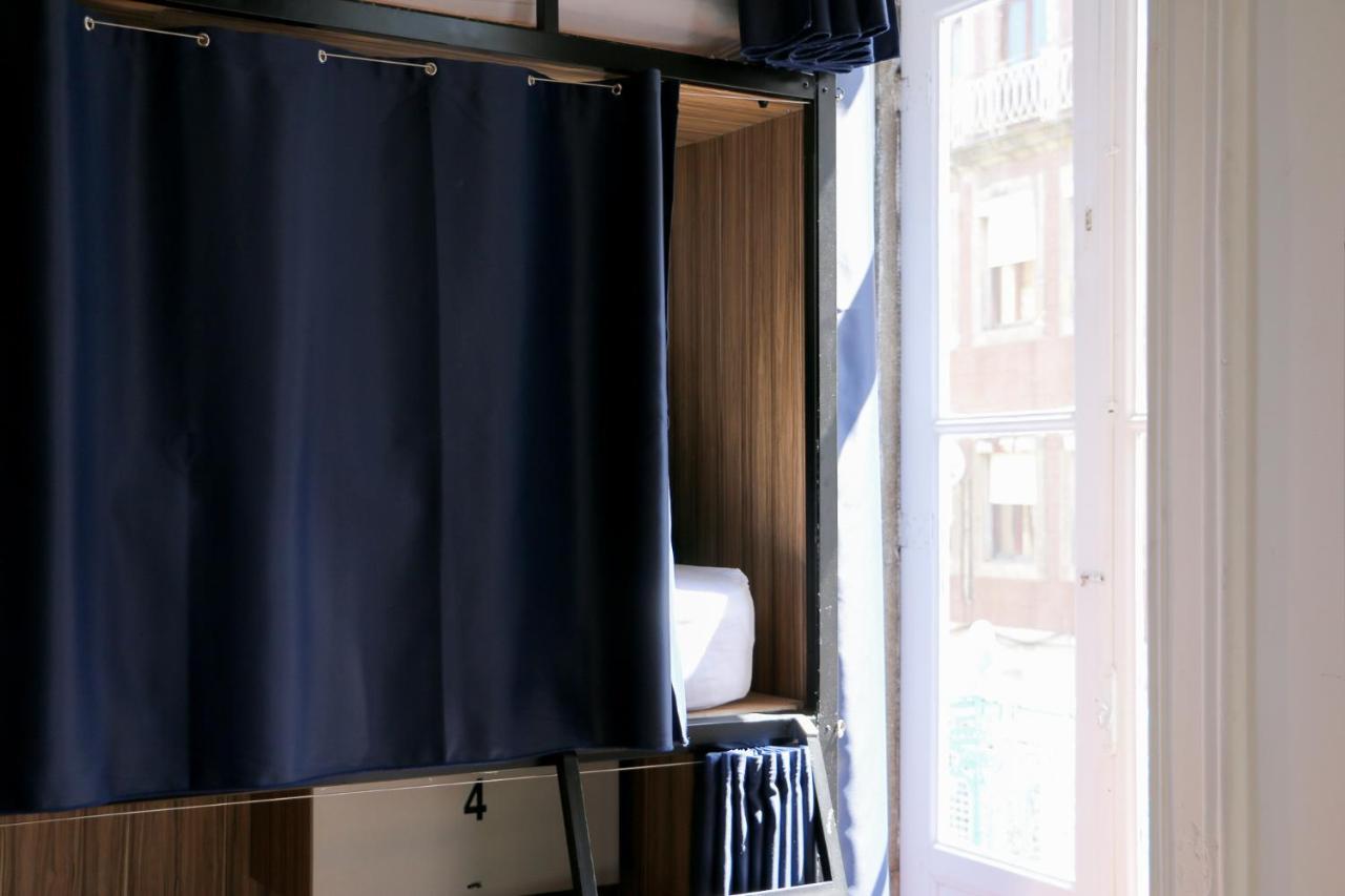 Rosalma Hostel ポルト エクステリア 写真